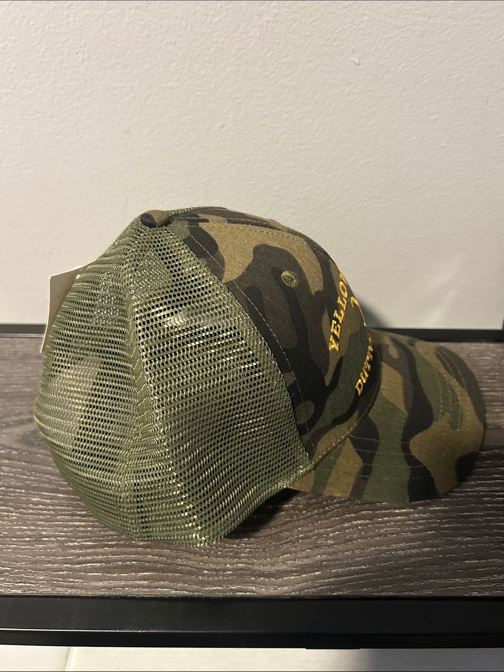 Yellowstone Dutton Ranch camo trucker hat NWT - Picture 3 of 6